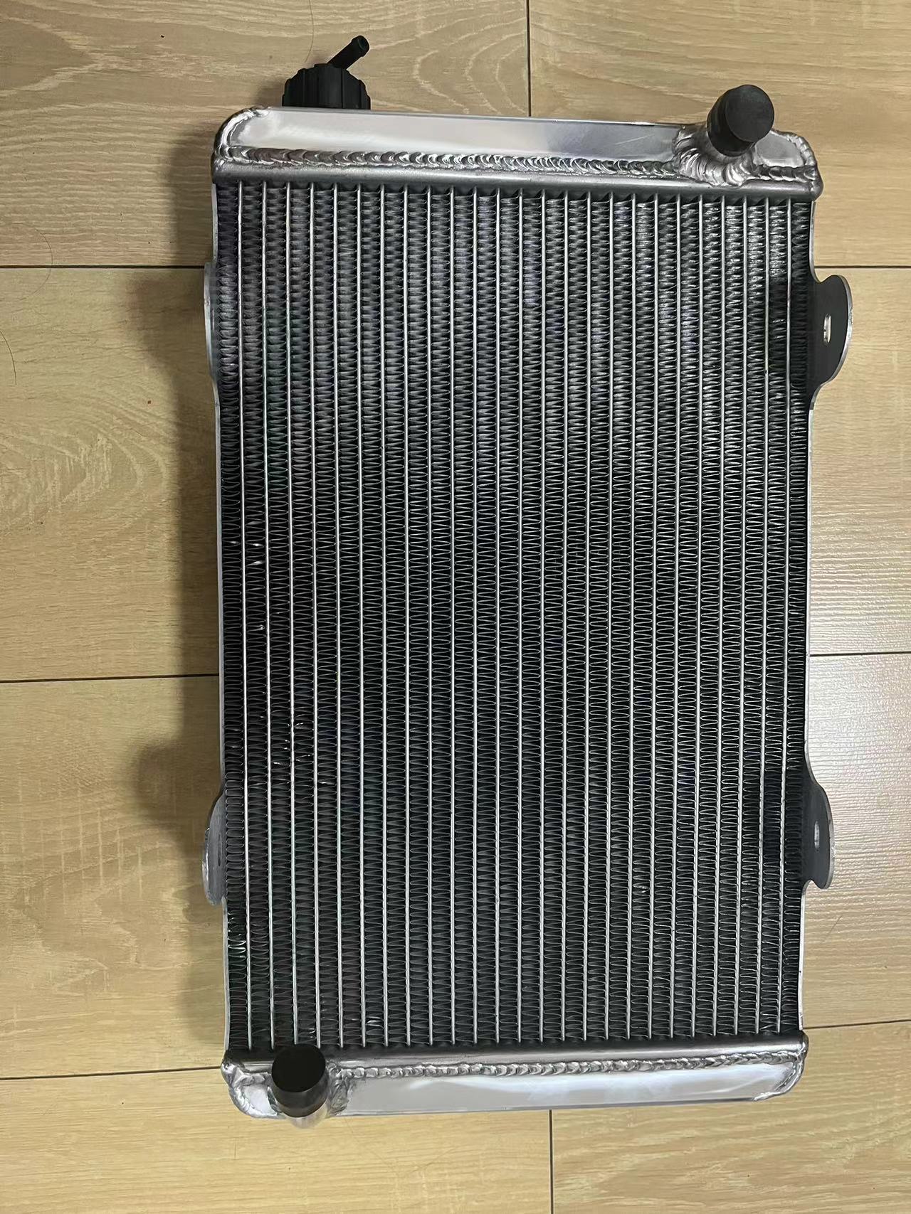 Air-cooled radiator